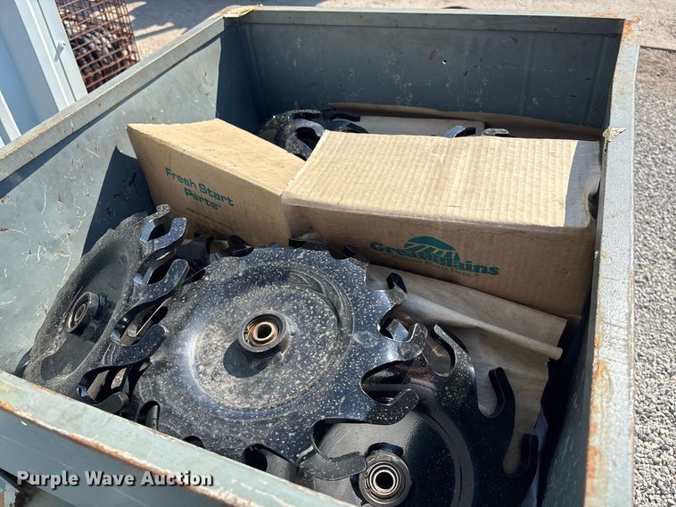 image for item DT3397 Approximately 80 closing wheels