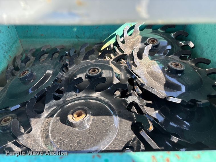 image for item DT3397 Approximately 80 closing wheels