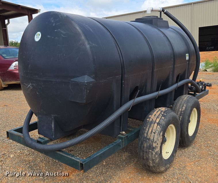 image for item DU2505 H&H farm machine Co nurse tank trailer