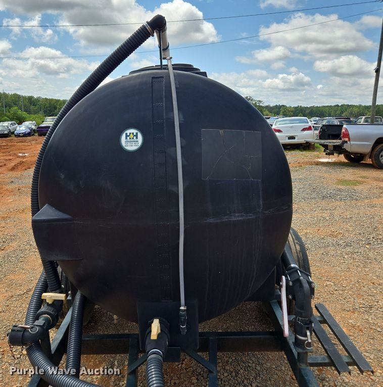 image for item DU2505 H&H farm machine Co nurse tank trailer