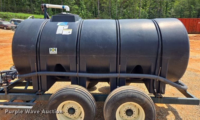 image for item DU2505 H&H farm machine Co nurse tank trailer