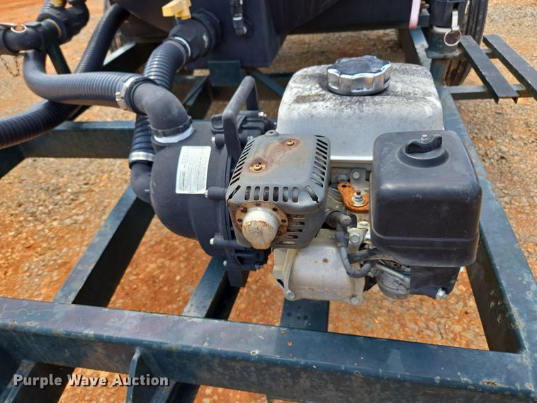 image for item DU2505 H&H farm machine Co nurse tank trailer