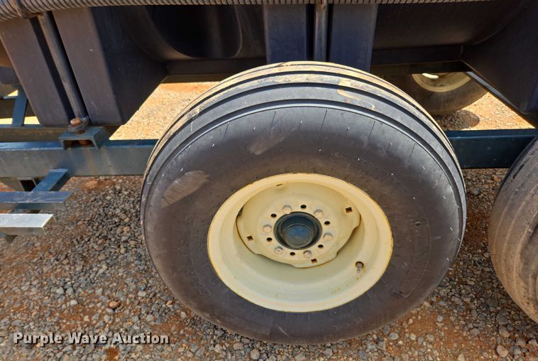 image for item DU2505 H&H farm machine Co nurse tank trailer