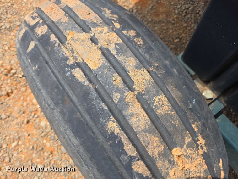 image for item DU2505 H&H farm machine Co nurse tank trailer