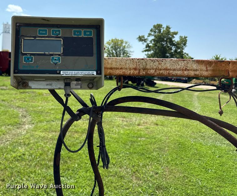 image for item DW2990 Harsh Haysizor 16/24 feed mixer