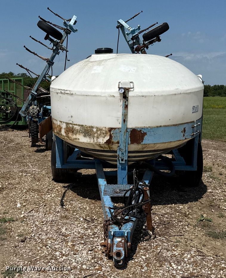 image for item DW2991 Liquid fertilizer applicator