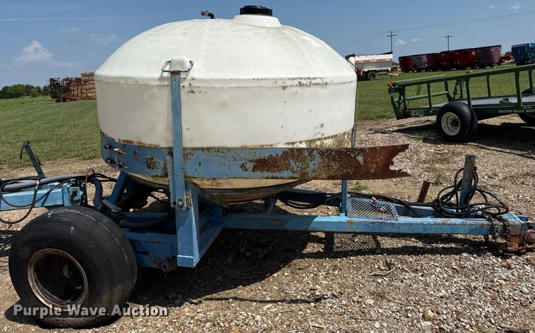 image for item DW2991 Liquid fertilizer applicator