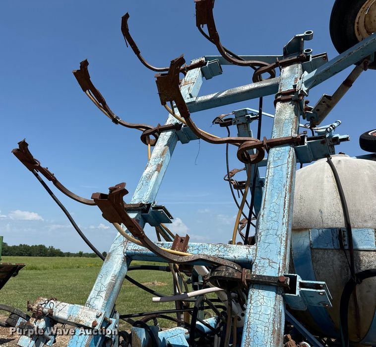 image for item DW2991 Liquid fertilizer applicator