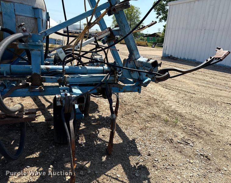 image for item DW2991 Liquid fertilizer applicator