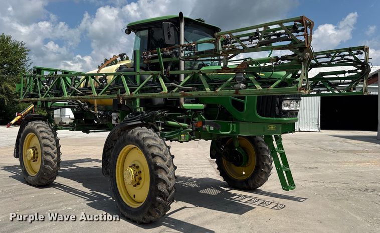 image for item DW3487 2013 John Deere 4630 sprayer