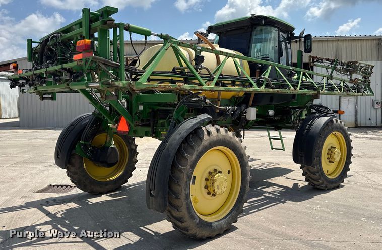 image for item DW3487 2013 John Deere 4630 sprayer