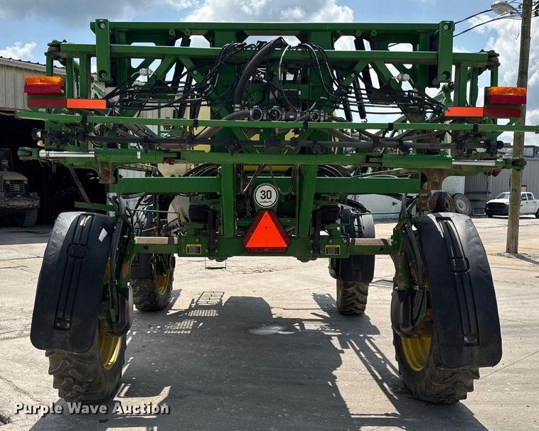 image for item DW3487 2013 John Deere 4630 sprayer