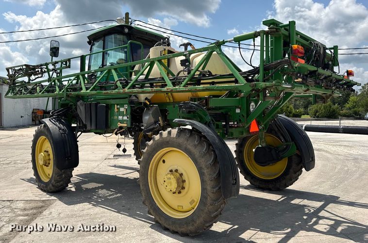 image for item DW3487 2013 John Deere 4630 sprayer