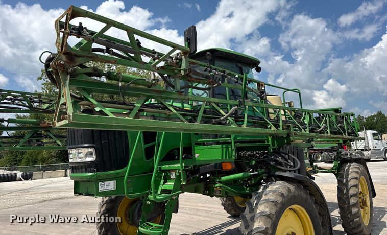 image for item DW3487 2013 John Deere 4630 sprayer