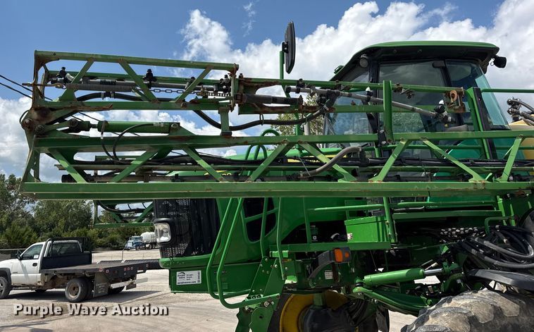 image for item DW3487 2013 John Deere 4630 sprayer