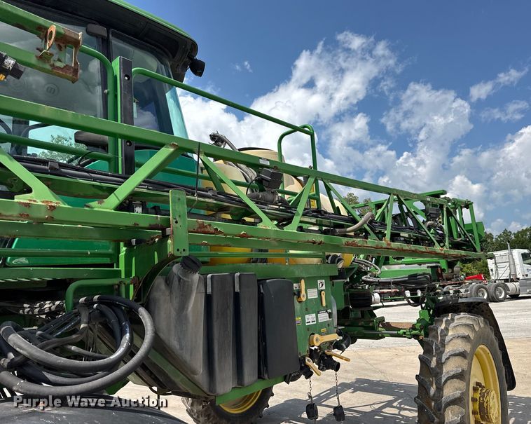 image for item DW3487 2013 John Deere 4630 sprayer