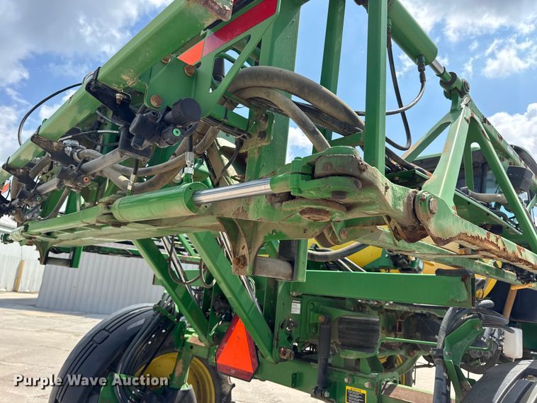 image for item DW3487 2013 John Deere 4630 sprayer