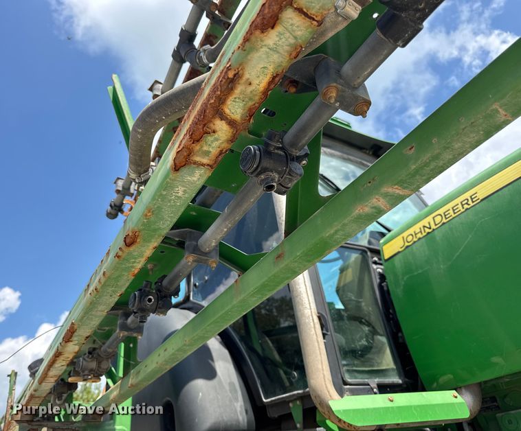 image for item DW3487 2013 John Deere 4630 sprayer