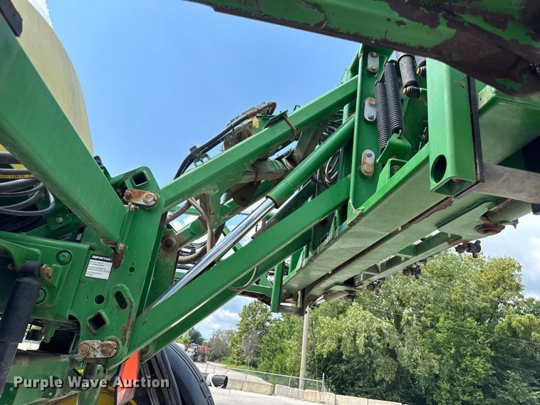 image for item DW3487 2013 John Deere 4630 sprayer