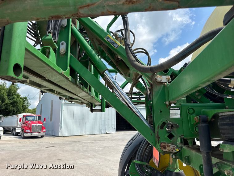 image for item DW3487 2013 John Deere 4630 sprayer
