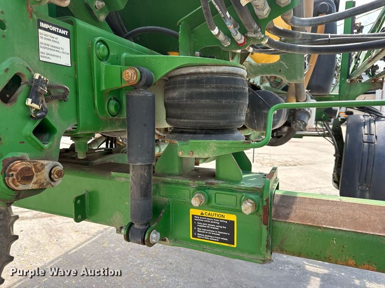 image for item DW3487 2013 John Deere 4630 sprayer