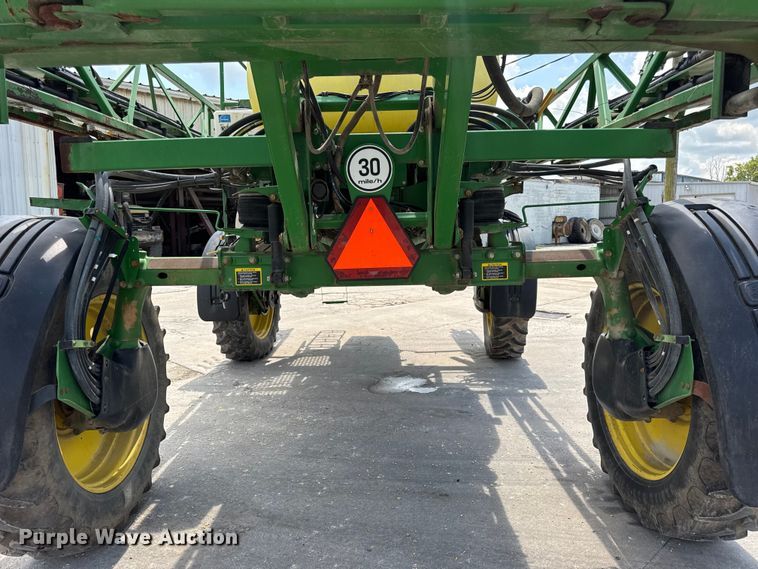 image for item DW3487 2013 John Deere 4630 sprayer