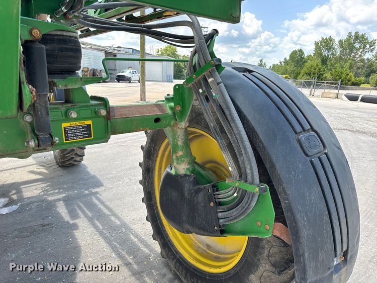image for item DW3487 2013 John Deere 4630 sprayer