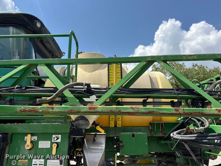 image for item DW3487 2013 John Deere 4630 sprayer