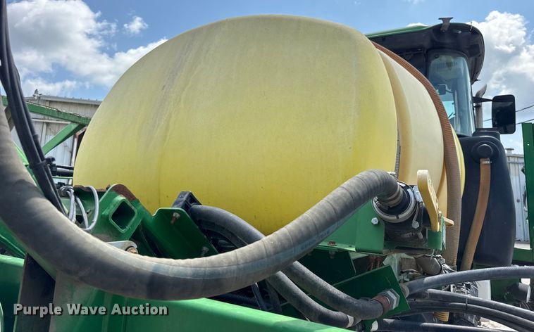 image for item DW3487 2013 John Deere 4630 sprayer