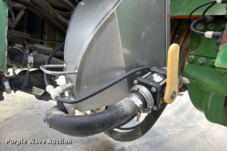 image for item DW3487 2013 John Deere 4630 sprayer