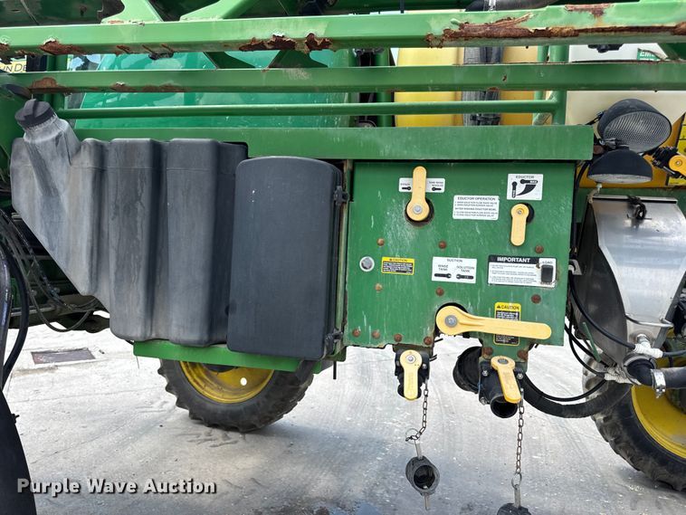 image for item DW3487 2013 John Deere 4630 sprayer