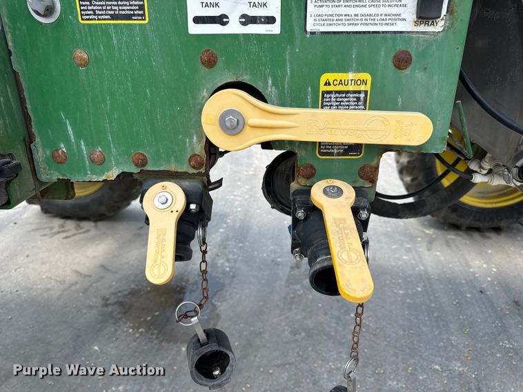 image for item DW3487 2013 John Deere 4630 sprayer