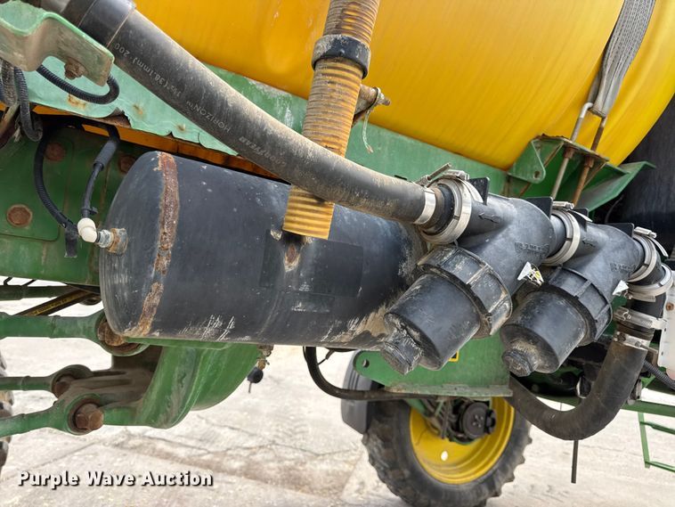 image for item DW3487 2013 John Deere 4630 sprayer