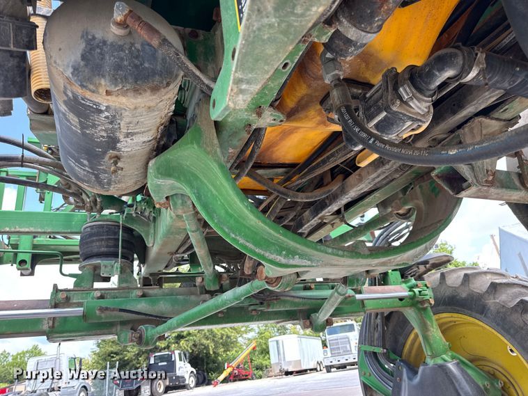 image for item DW3487 2013 John Deere 4630 sprayer