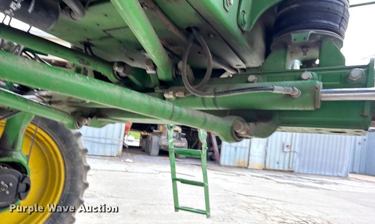 image for item DW3487 2013 John Deere 4630 sprayer