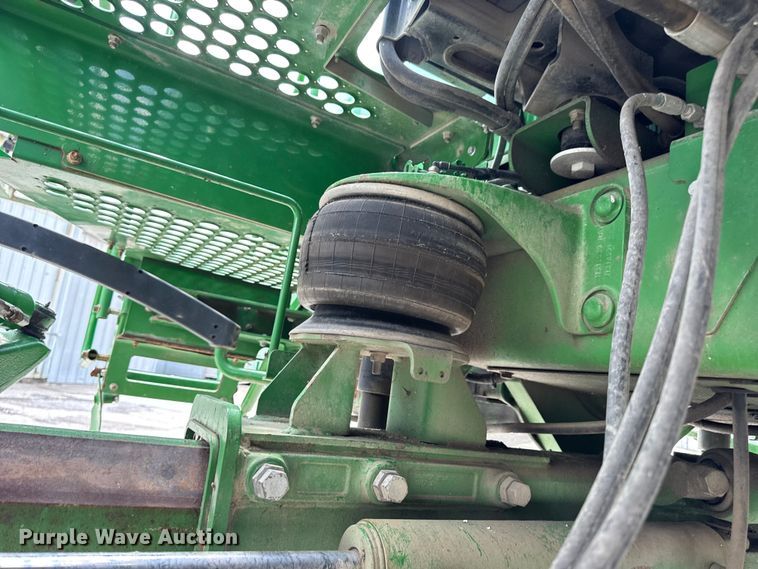 image for item DW3487 2013 John Deere 4630 sprayer