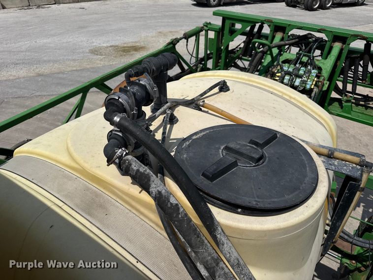 image for item DW3487 2013 John Deere 4630 sprayer