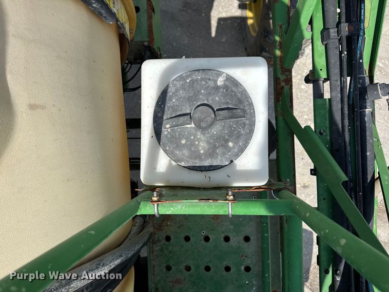 image for item DW3487 2013 John Deere 4630 sprayer