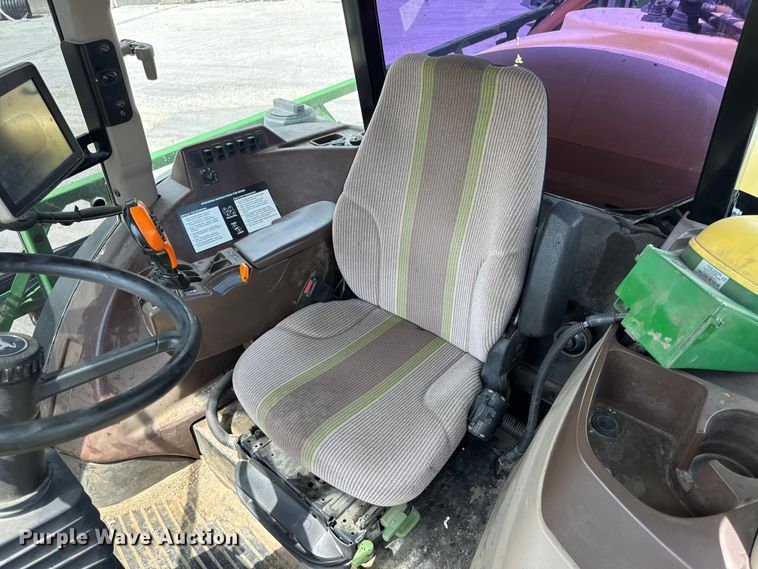 image for item DW3487 2013 John Deere 4630 sprayer