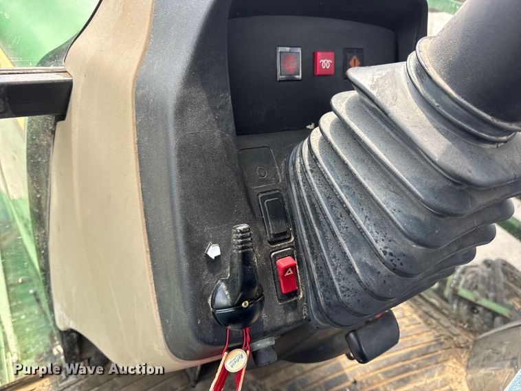 image for item DW3487 2013 John Deere 4630 sprayer