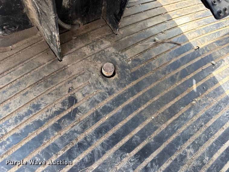 image for item DW3487 2013 John Deere 4630 sprayer