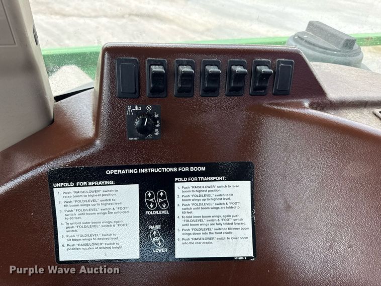 image for item DW3487 2013 John Deere 4630 sprayer