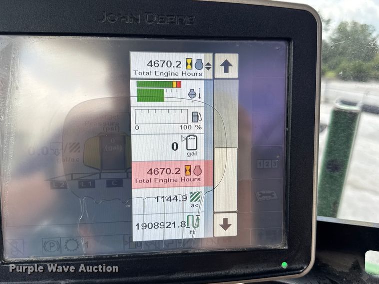 image for item DW3487 2013 John Deere 4630 sprayer