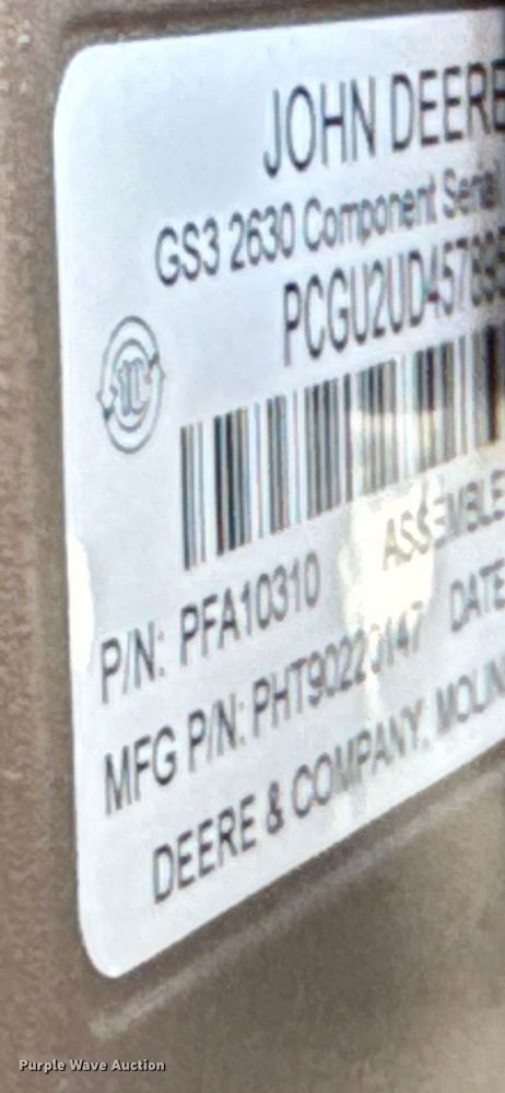 image for item DW3487 2013 John Deere 4630 sprayer