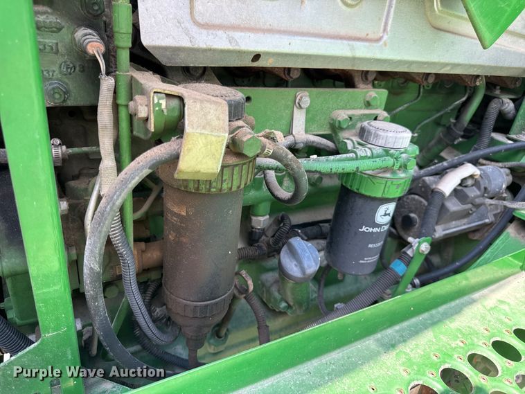 image for item DW3487 2013 John Deere 4630 sprayer