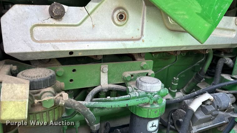 image for item DW3487 2013 John Deere 4630 sprayer