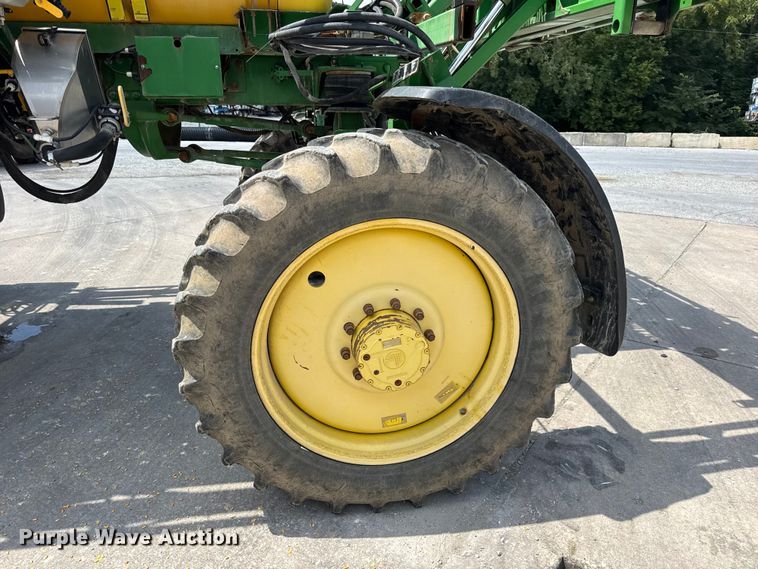 image for item DW3487 2013 John Deere 4630 sprayer