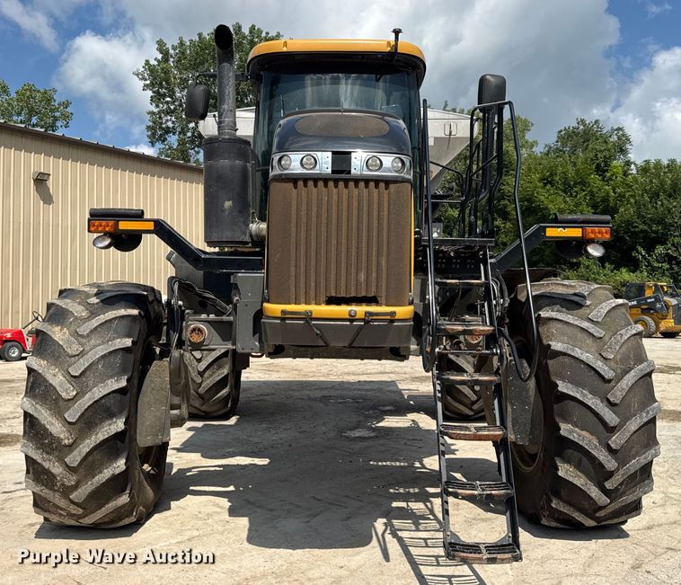 image for item DW3488 2020 RoGator RG1300C spreader