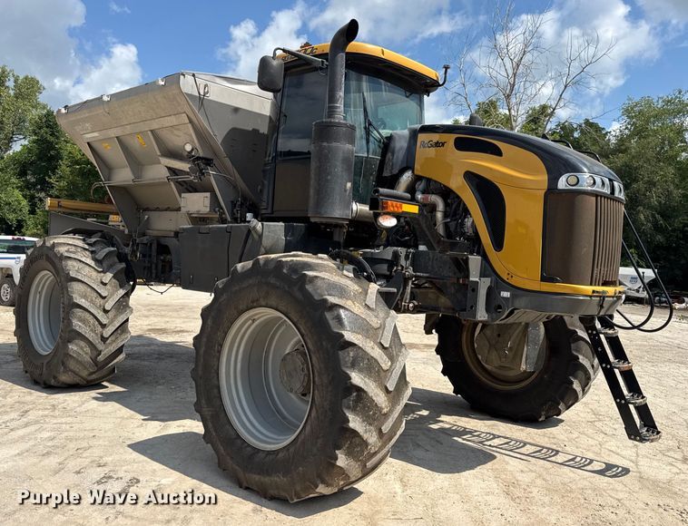 image for item DW3488 2020 RoGator RG1300C spreader