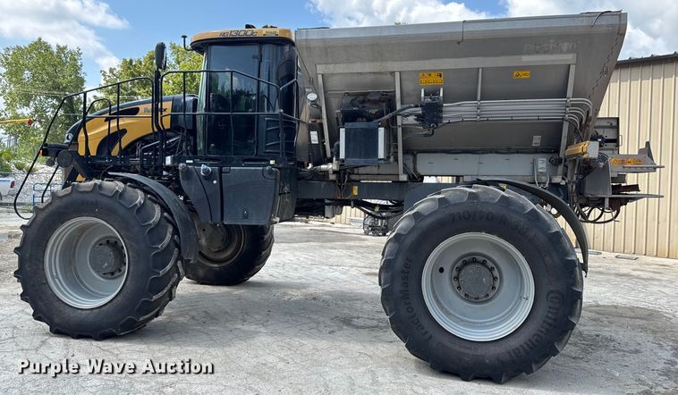 image for item DW3488 2020 RoGator RG1300C spreader